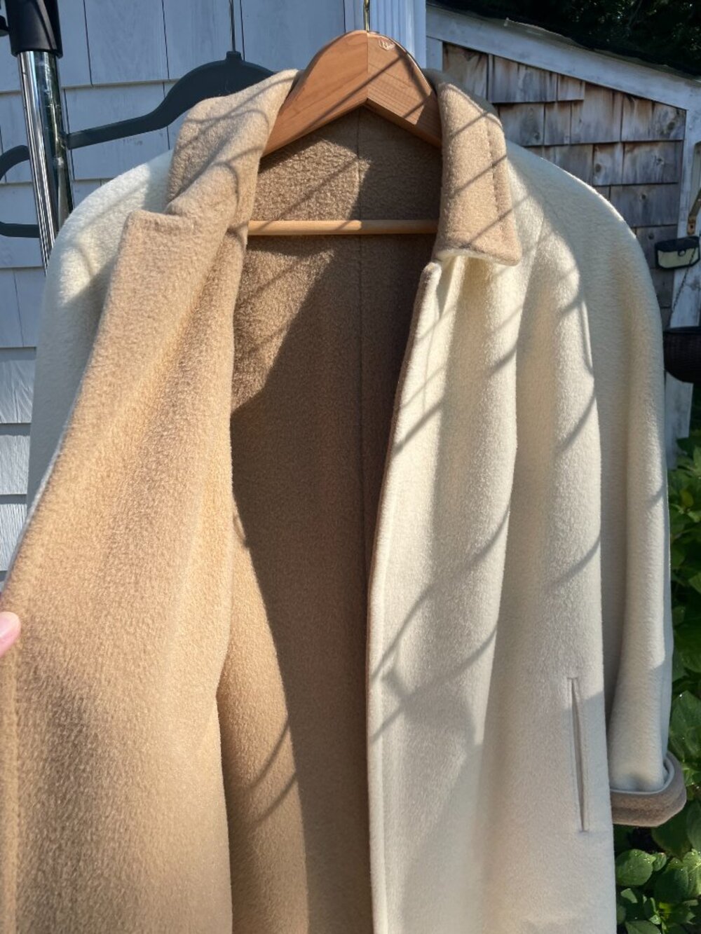 Long wool coat - Picture 2 of 9